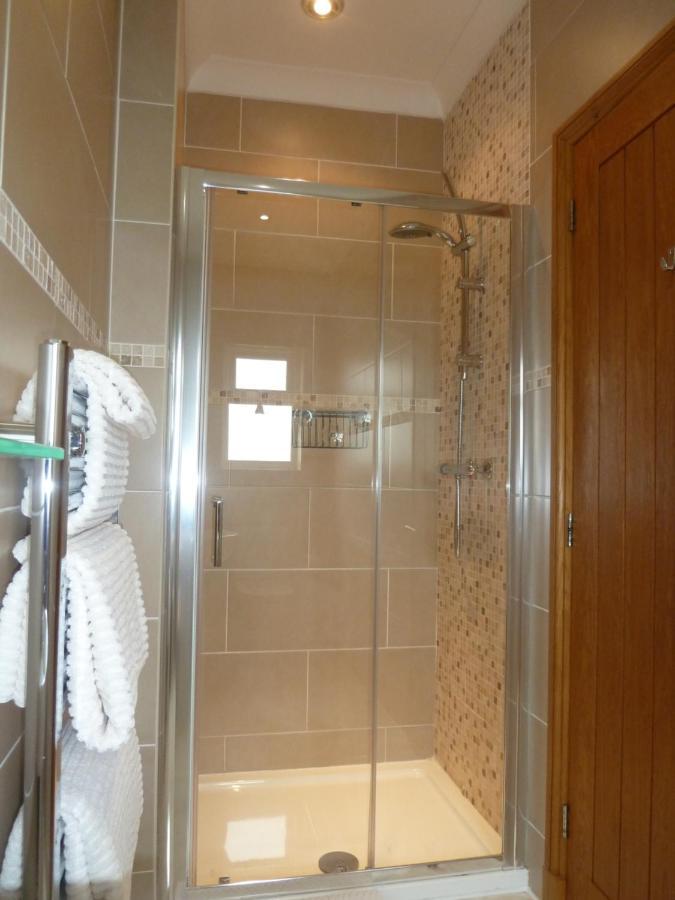 Gwynfryn Guest House Tavernspite Экстерьер фото